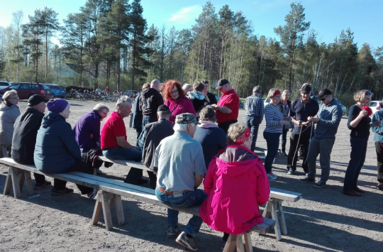 ketjuvirkkauskilpailu käynnissä