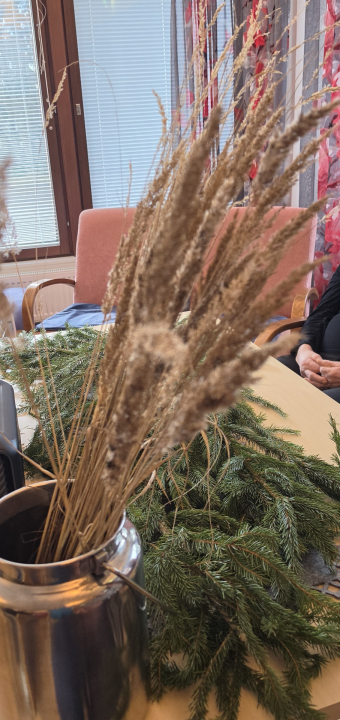 Aistituokiossa käytettiin monenlaisia luonnonmateriaaleja