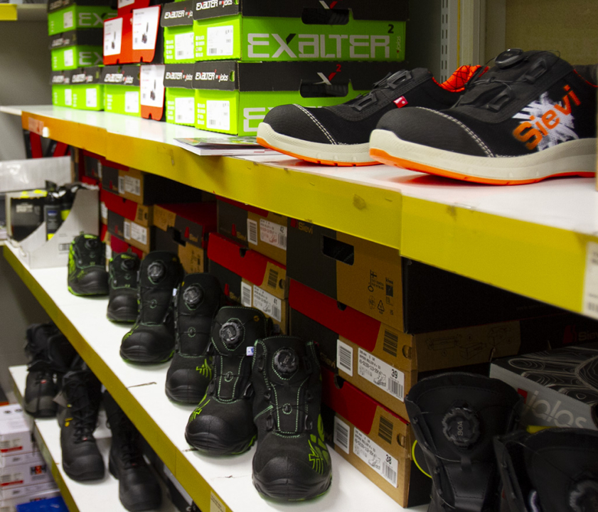 Kipakka turvakengät.