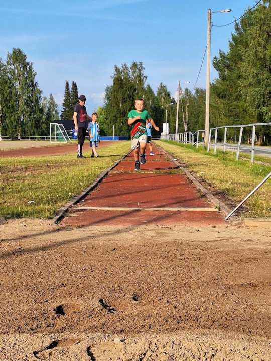 pituushyppyä