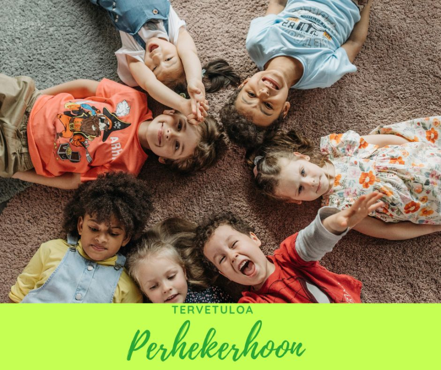 lapset käsikädessä