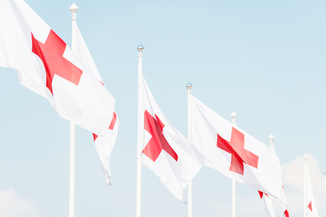 punainen risti lippu